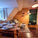 Feuille De Cimes Jacuzzi Et Sauna Le Sylvestre